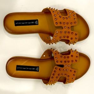 Steve Madden 8 Tan FAYE sandals